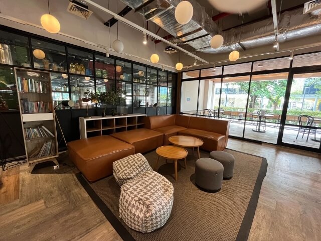 会社概要 6